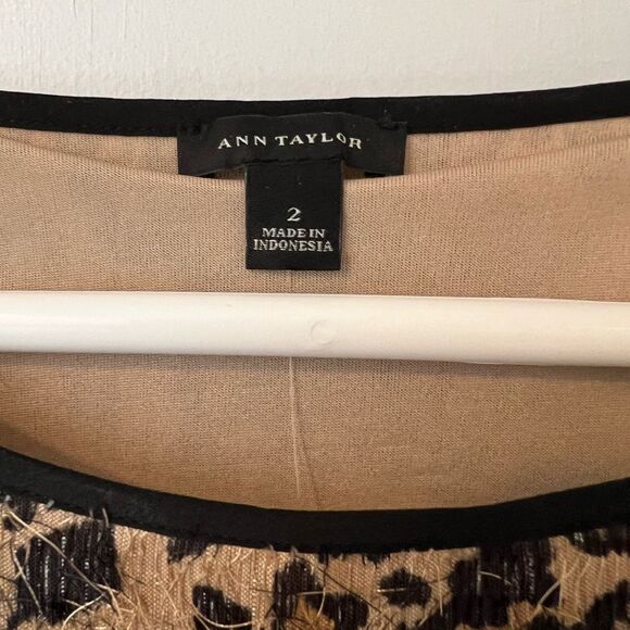 Ann Taylor Animal print top - Picture 3 of 5